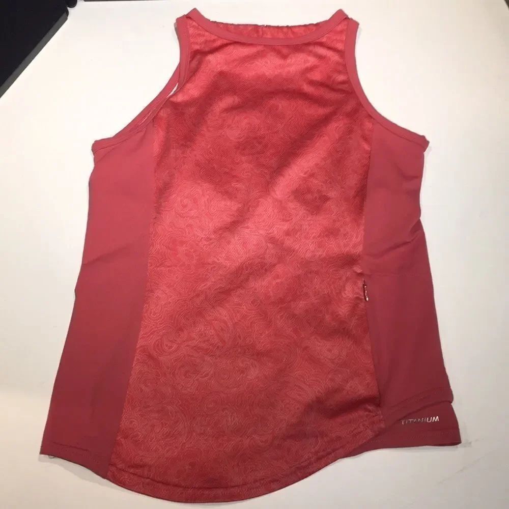 Bundle Sale 3 for $15 | Columbia Titan Athletic Top | Built in Bra | Small